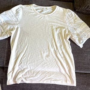 Women's Plain white shirt with decorative sleeve